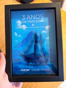 Norter completa 3 anos de parceria com Speak Mama