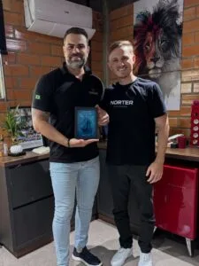 Norter completa 3 anos de parceria com Anabolic Food